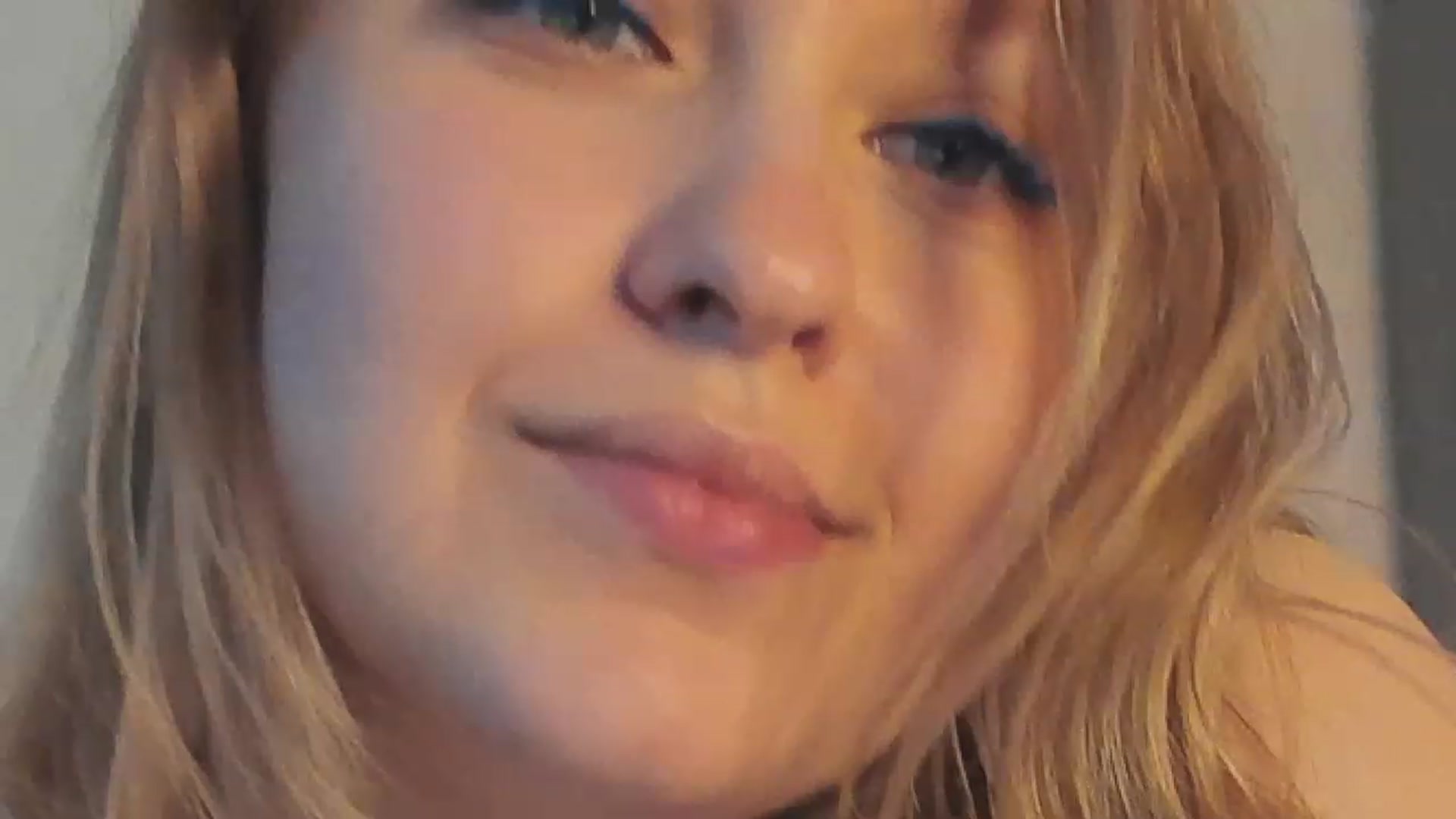 Gallery image thumbnail from SensualAdict's myfreecams stream on, 12/10/2022, 13:09 image 13 of 20