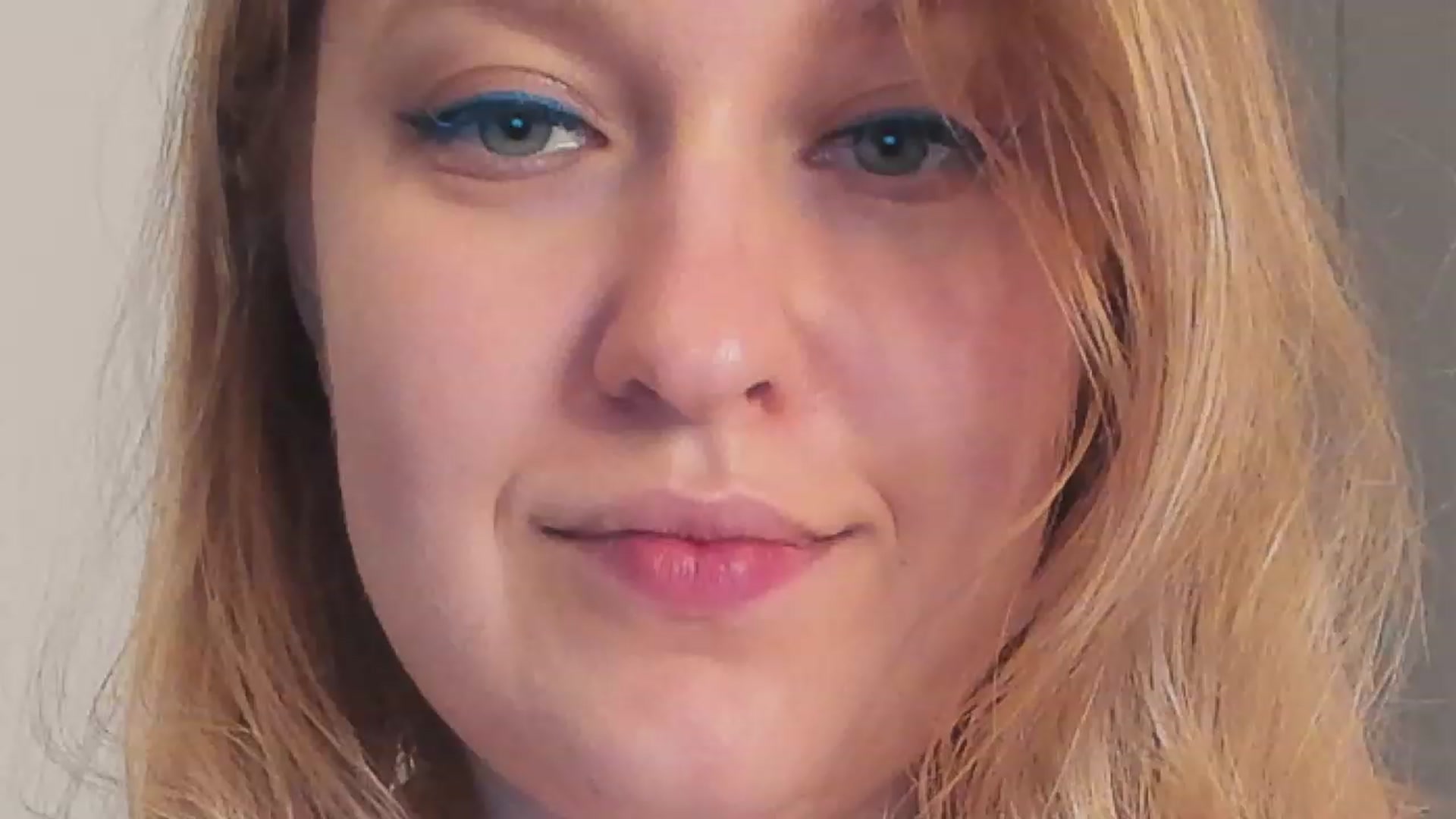 Gallery image thumbnail from SensualAdict's myfreecams stream on, 12/10/2022, 19:16 image 13 of 20