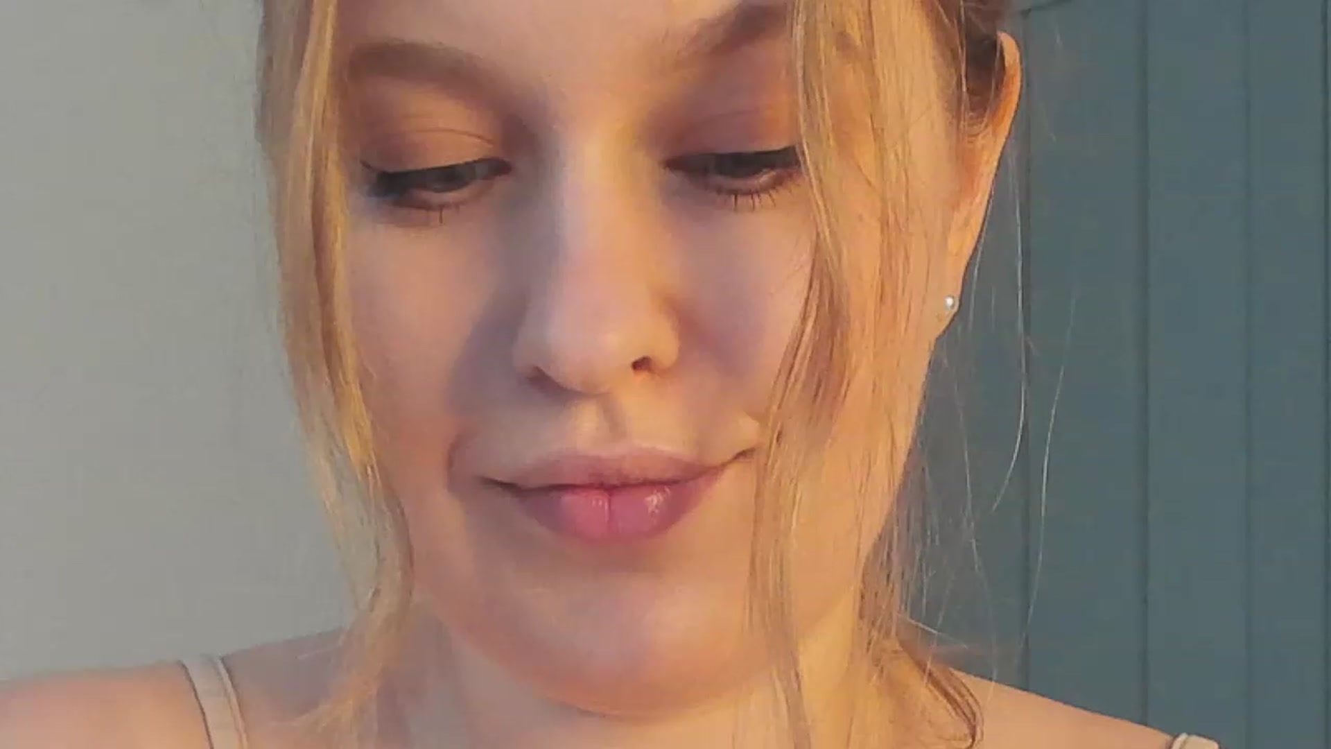 Gallery image thumbnail from SensualAdict's myfreecams stream on, 12/11/2022, 10:24 image 6 of 20