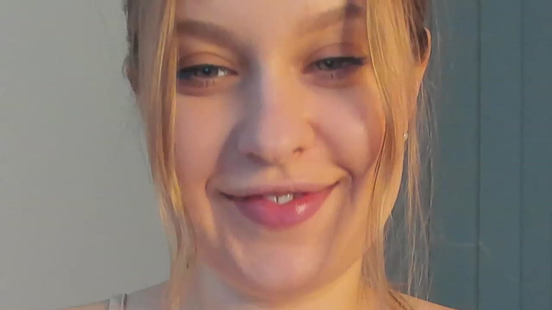 Gallery image thumbnail from SensualAdict's myfreecams stream on, 12/11/2022, 10:24 image 2 of 20