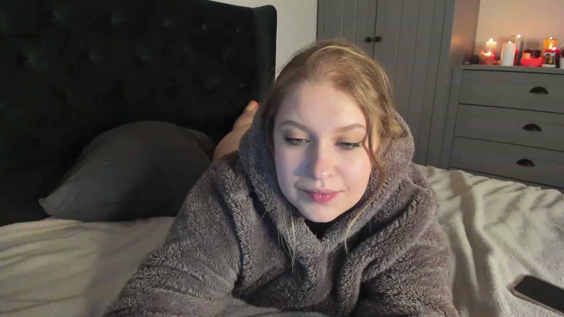 Gallery image thumbnail from SensualAdict's myfreecams stream on, 12/16/2022, 14:58 image 13 of 20