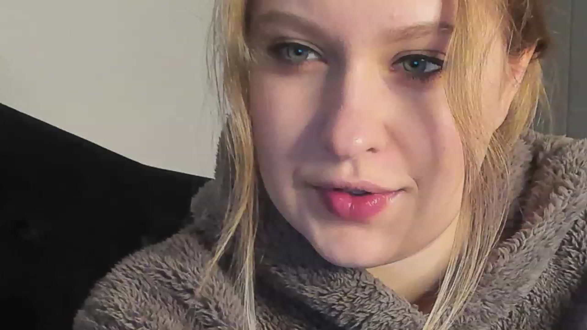 Gallery image thumbnail from SensualAdict's myfreecams stream on, 12/16/2022, 14:58 image 2 of 20