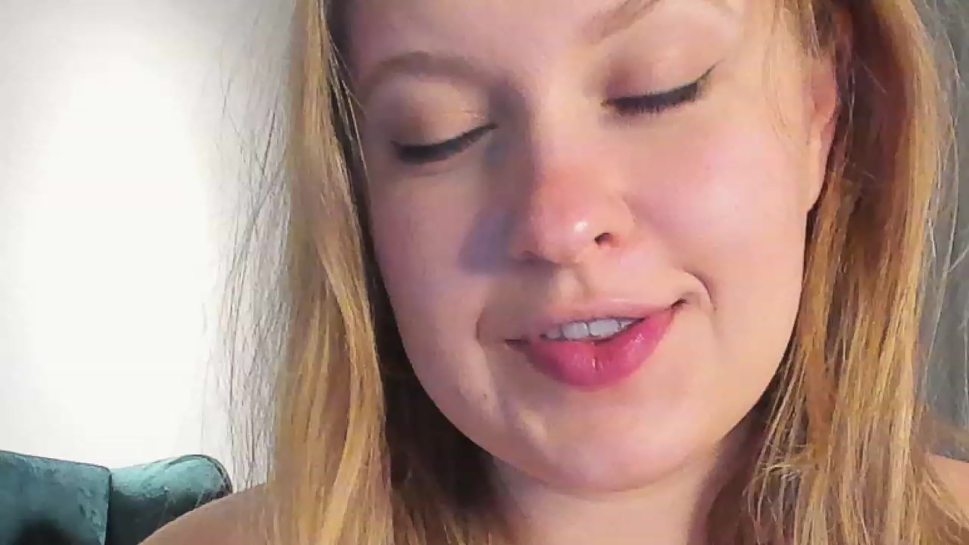 Gallery image thumbnail from SensualAdict's myfreecams stream on, 12/16/2022, 19:50 image 8 of 20