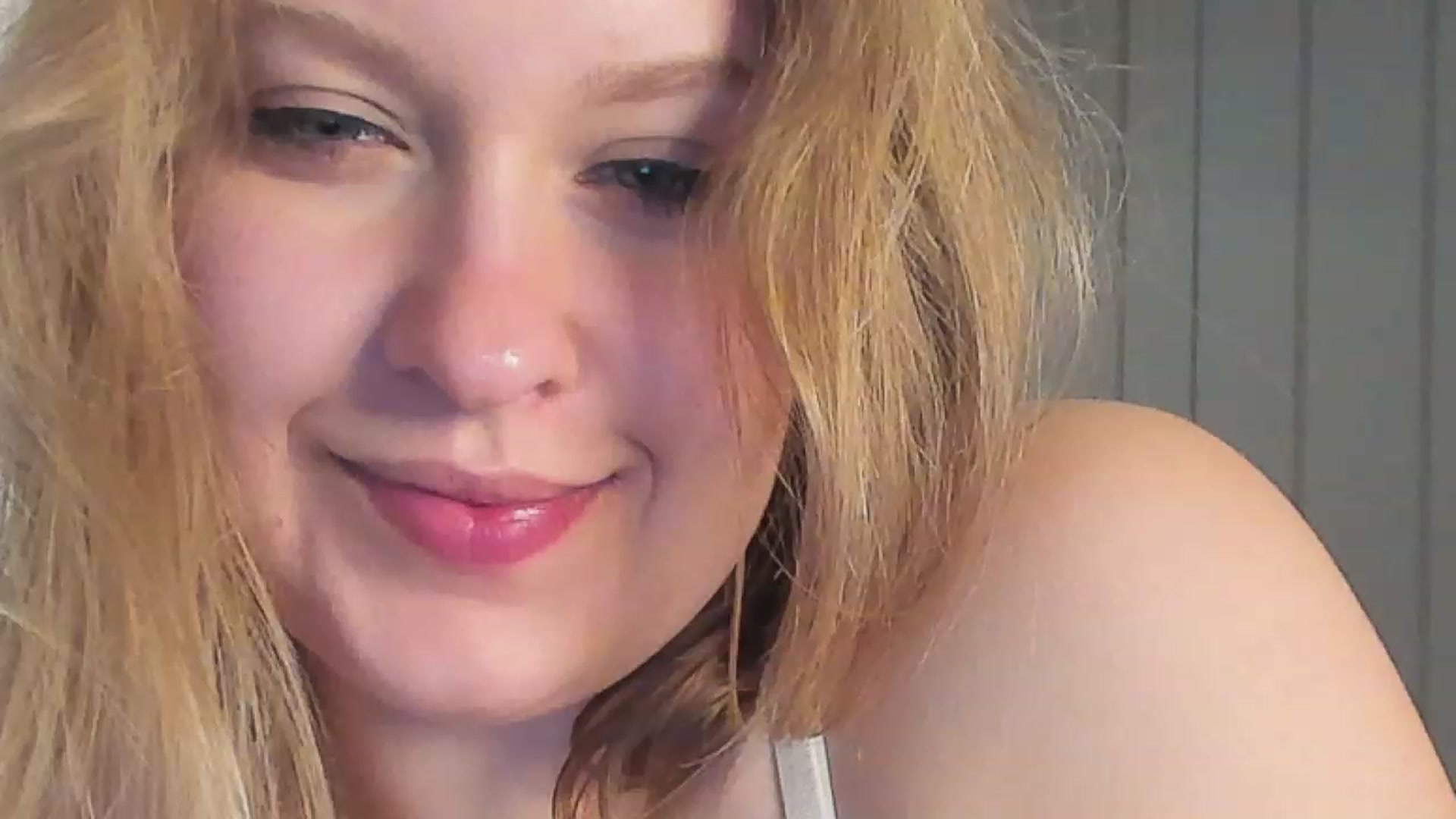 Gallery image thumbnail from SensualAdict's myfreecams stream on, 12/16/2022, 19:50 image 4 of 20