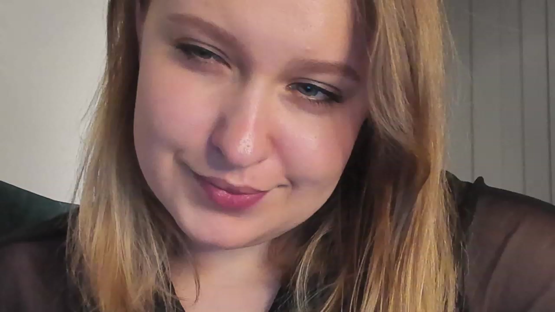 Gallery image thumbnail from SensualAdict's myfreecams stream on, 12/20/2022, 18:17 image 10 of 20