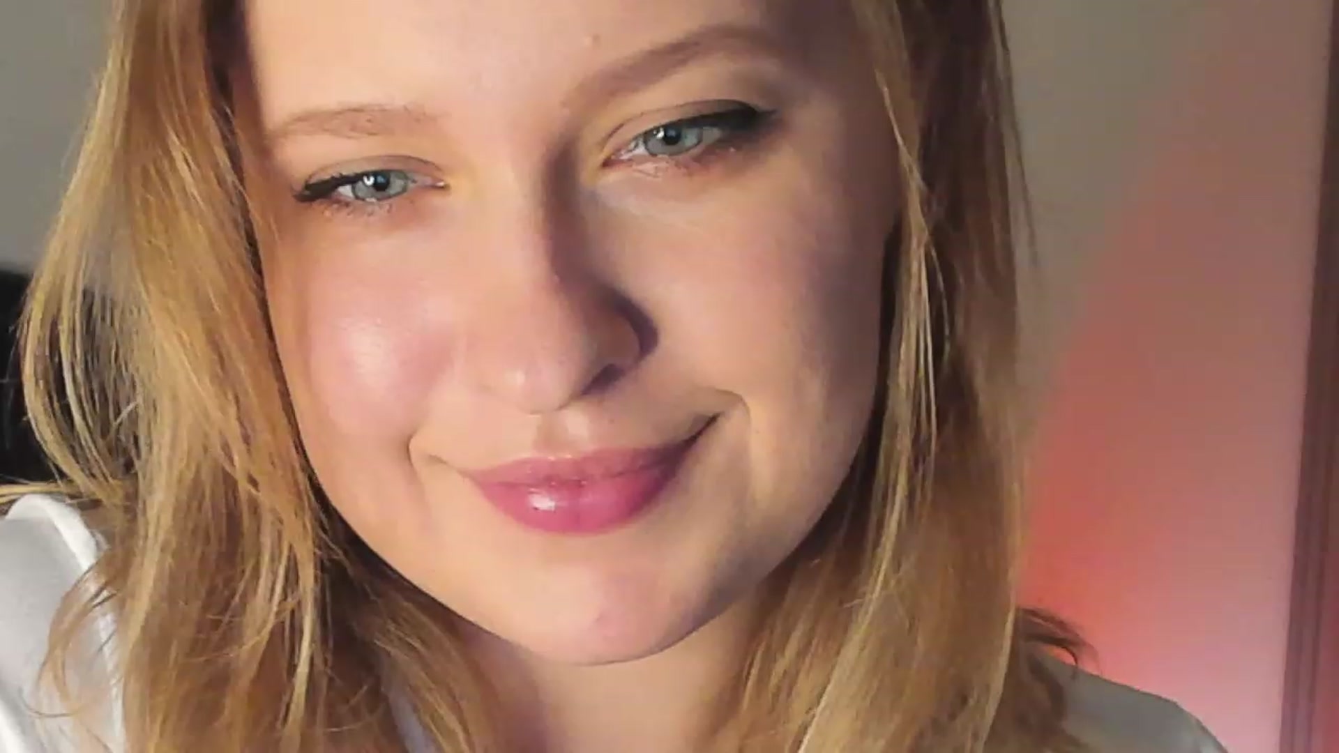 Gallery image thumbnail from SensualAdict's myfreecams stream on, 12/21/2022, 15:55 image 10 of 20