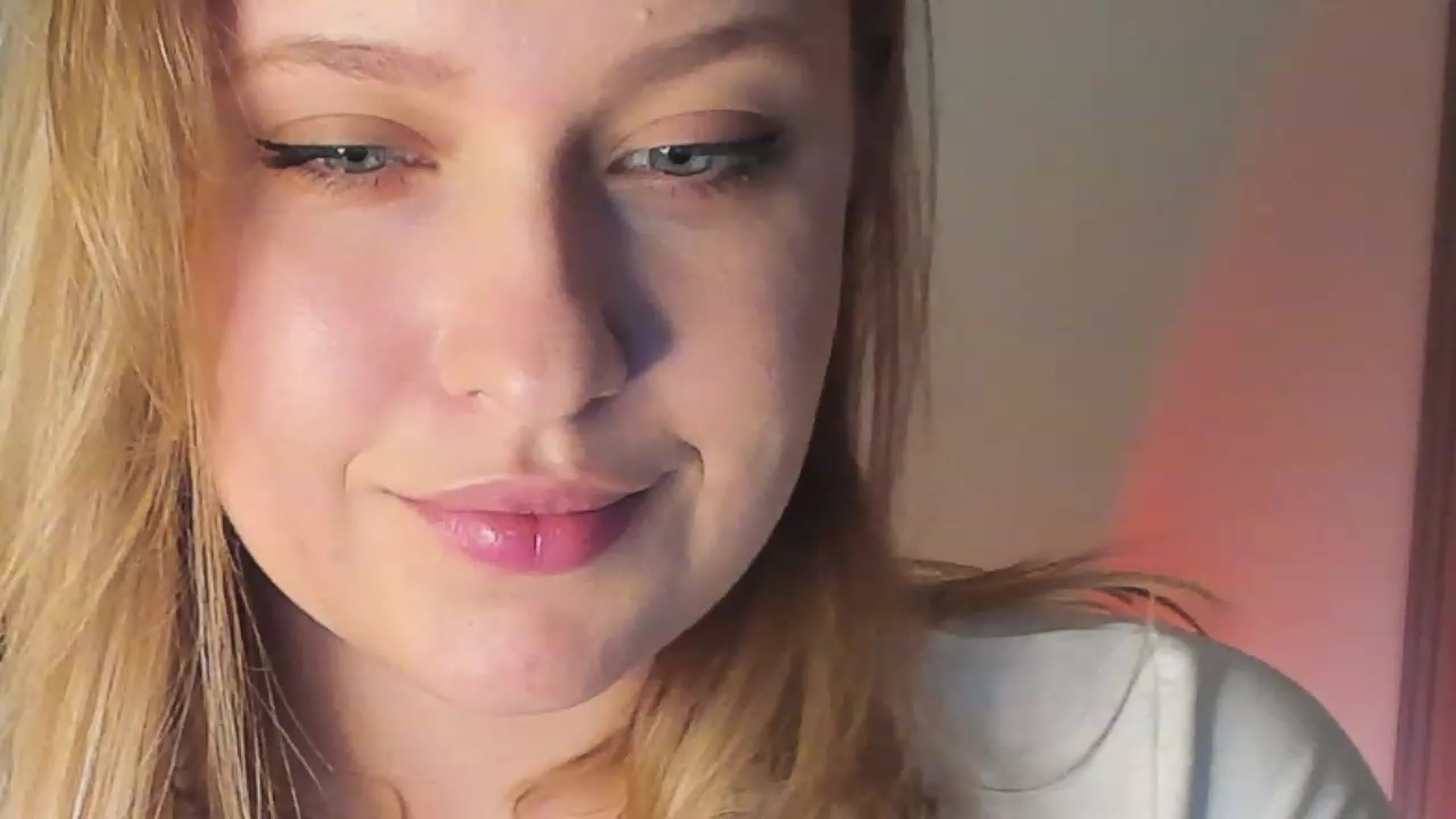 Gallery image thumbnail from SensualAdict's myfreecams stream on, 12/21/2022, 15:55 image 8 of 20