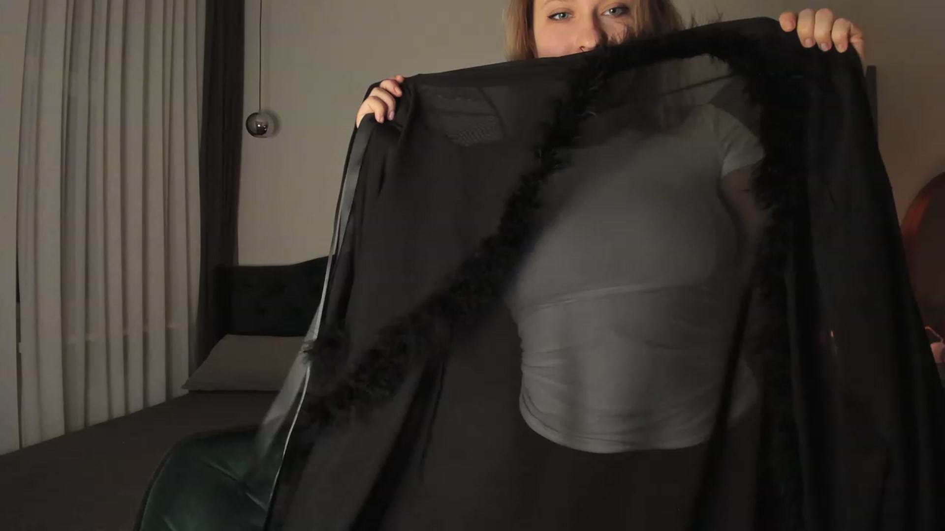 Gallery image thumbnail from SensualAdict's myfreecams stream on, 12/21/2022, 15:55 image 15 of 20