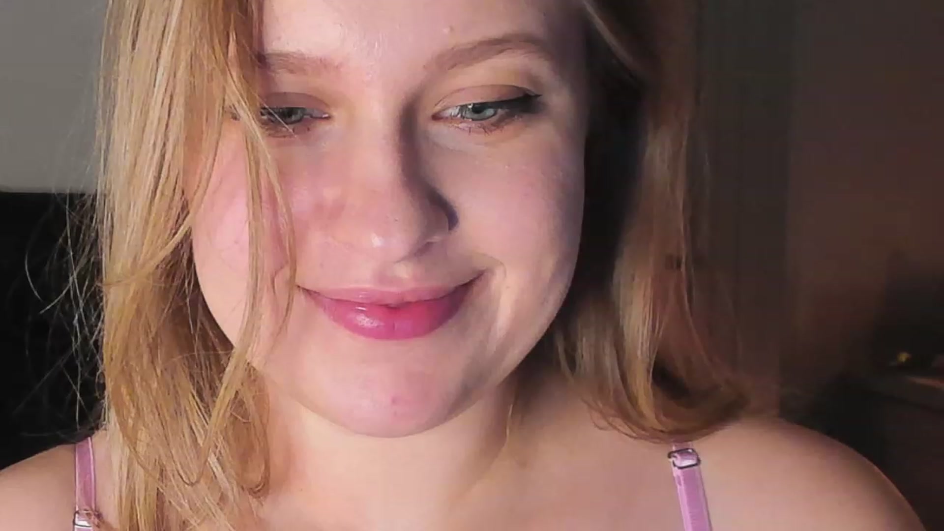 Gallery image thumbnail from SensualAdict's myfreecams stream on, 12/21/2022, 16:59 image 4 of 20