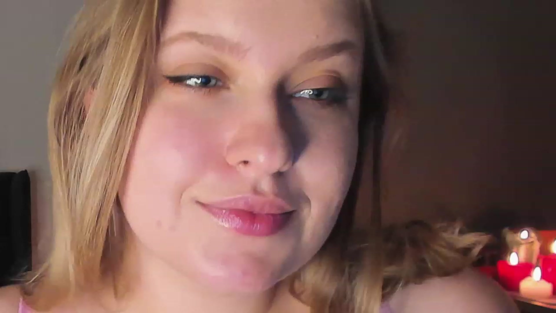 Gallery image thumbnail from SensualAdict's myfreecams stream on, 12/21/2022, 16:59 image 10 of 20