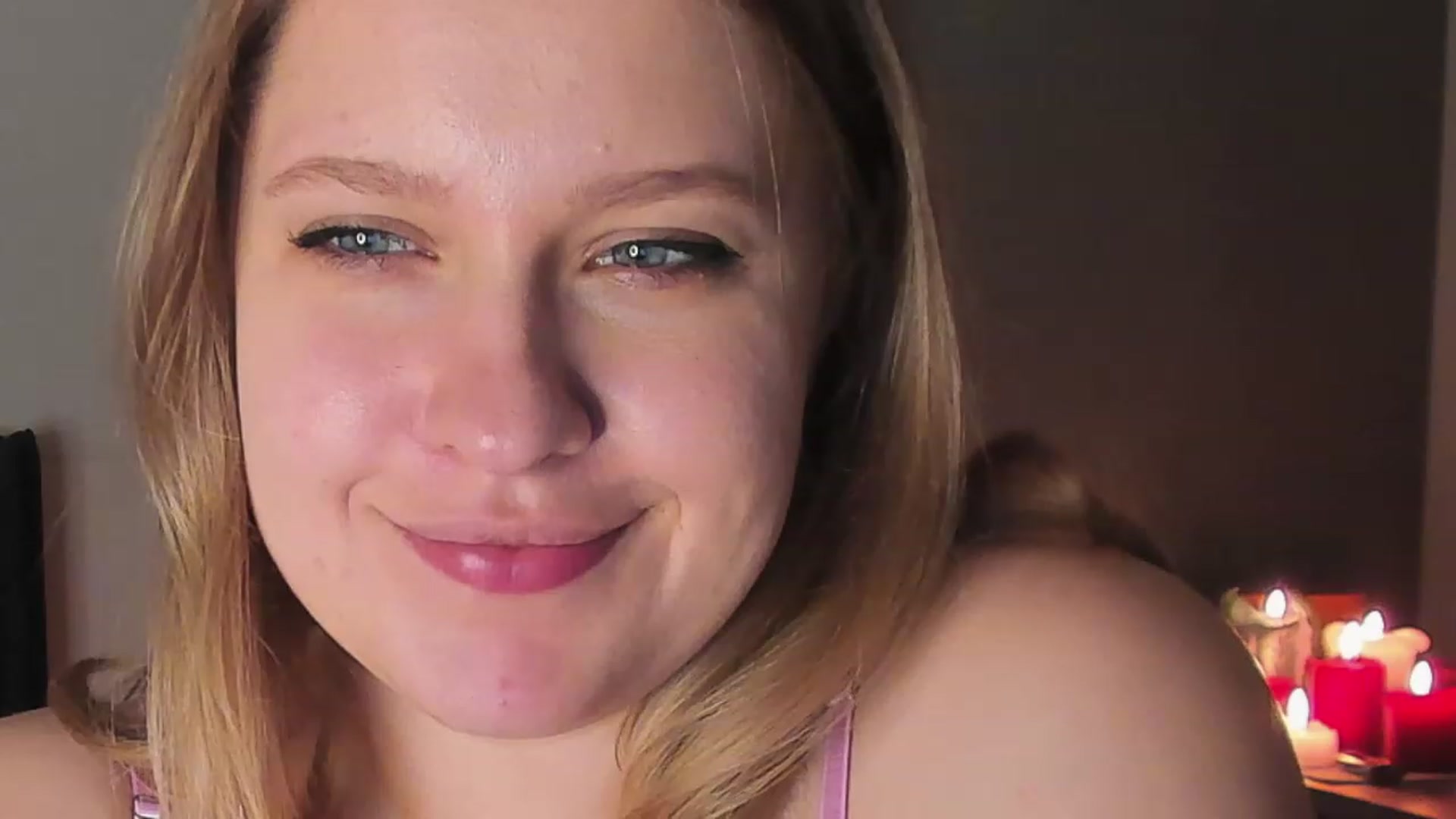 Gallery image thumbnail from SensualAdict's myfreecams stream on, 12/21/2022, 18:54 image 9 of 20