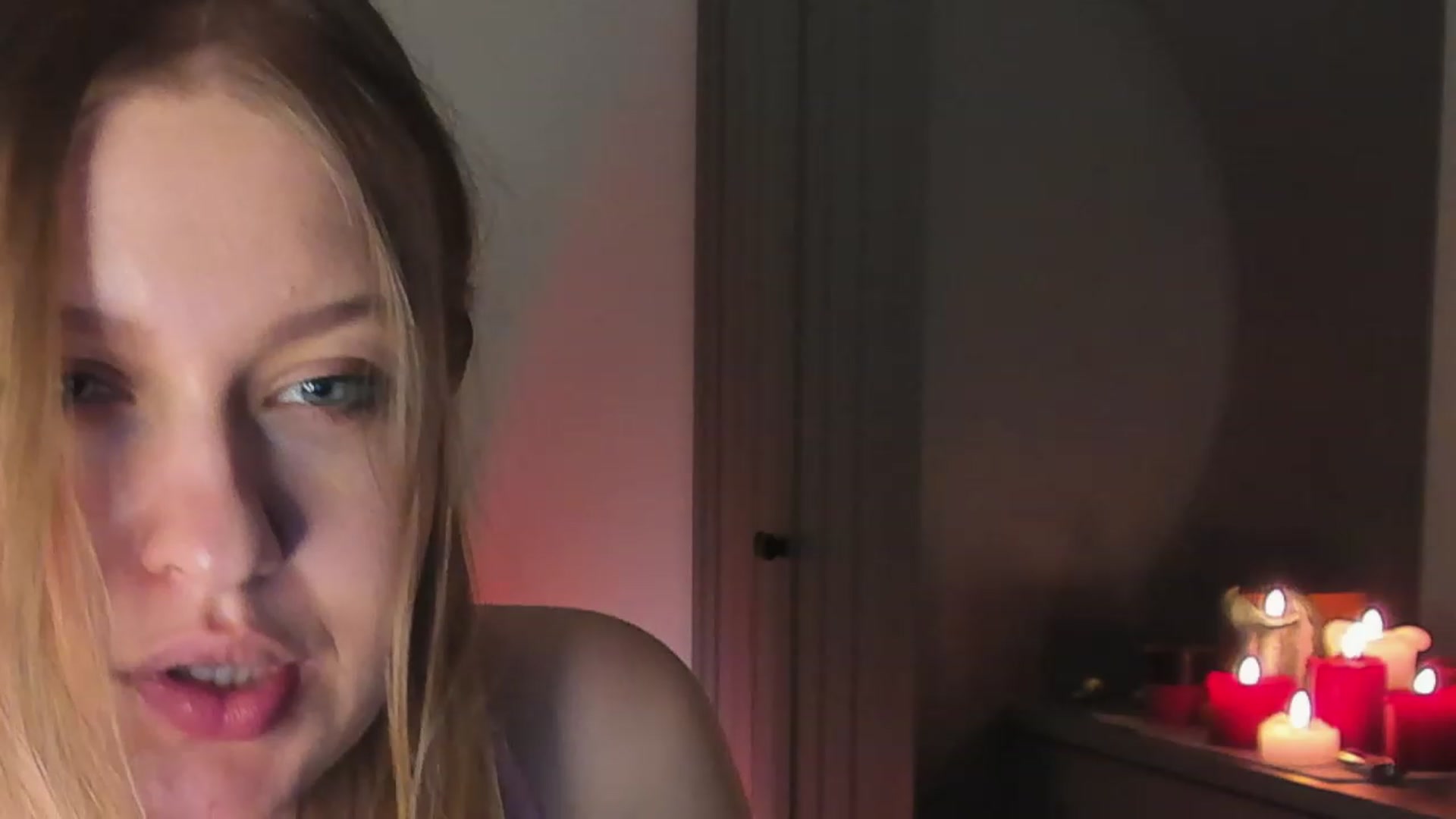 Gallery image thumbnail from SensualAdict's myfreecams stream on, 12/21/2022, 18:54 image 19 of 20