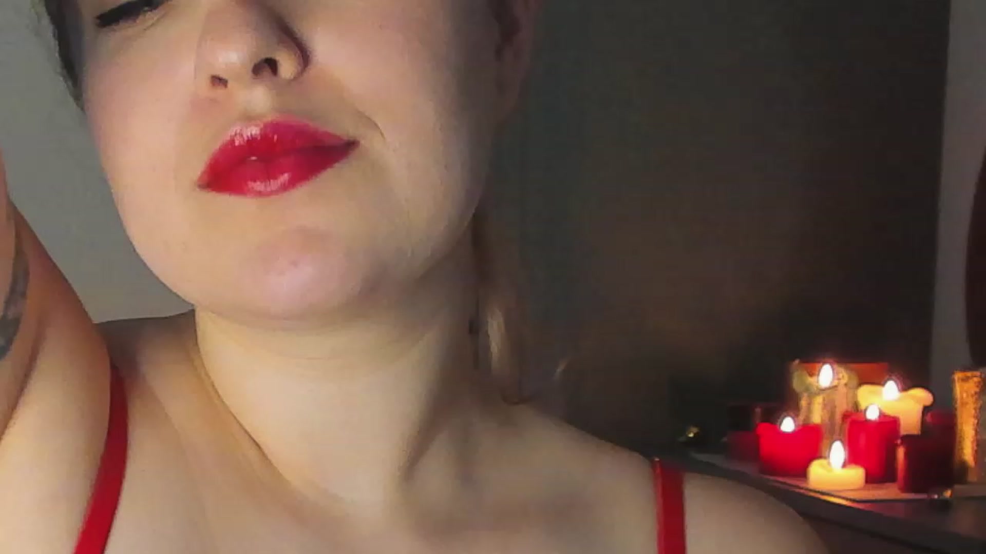 Gallery image thumbnail from SensualAdict's myfreecams stream on, 12/22/2022, 14:36 image 1 of 20