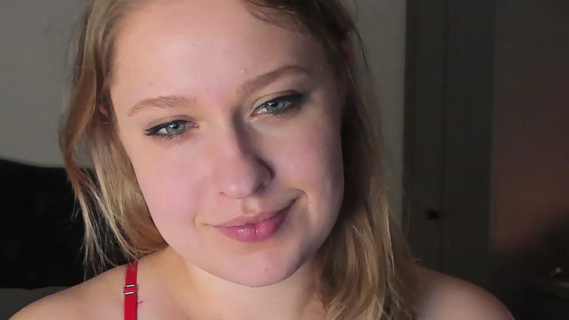 Gallery image thumbnail from SensualAdict's myfreecams stream on, 12/22/2022, 19:32 image 15 of 20