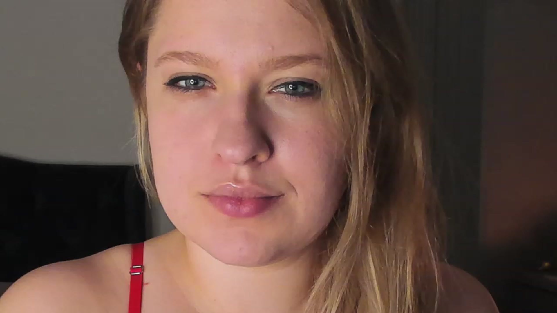 Gallery image thumbnail from SensualAdict's myfreecams stream on, 12/22/2022, 19:32 image 13 of 20