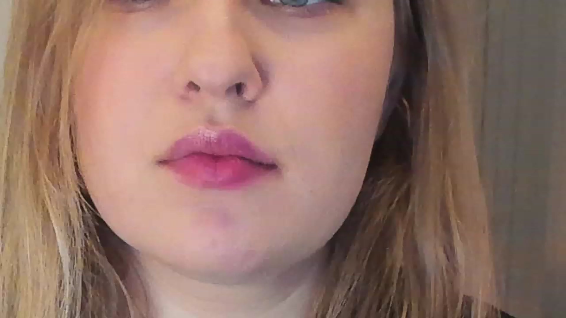 Gallery image thumbnail from SensualAdict's myfreecams stream on, 12/23/2022, 16:07 image 18 of 20
