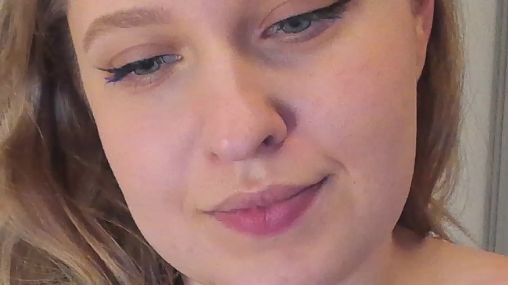 Gallery image thumbnail from SensualAdict's myfreecams stream on, 12/27/2022, 19:27 image 14 of 20