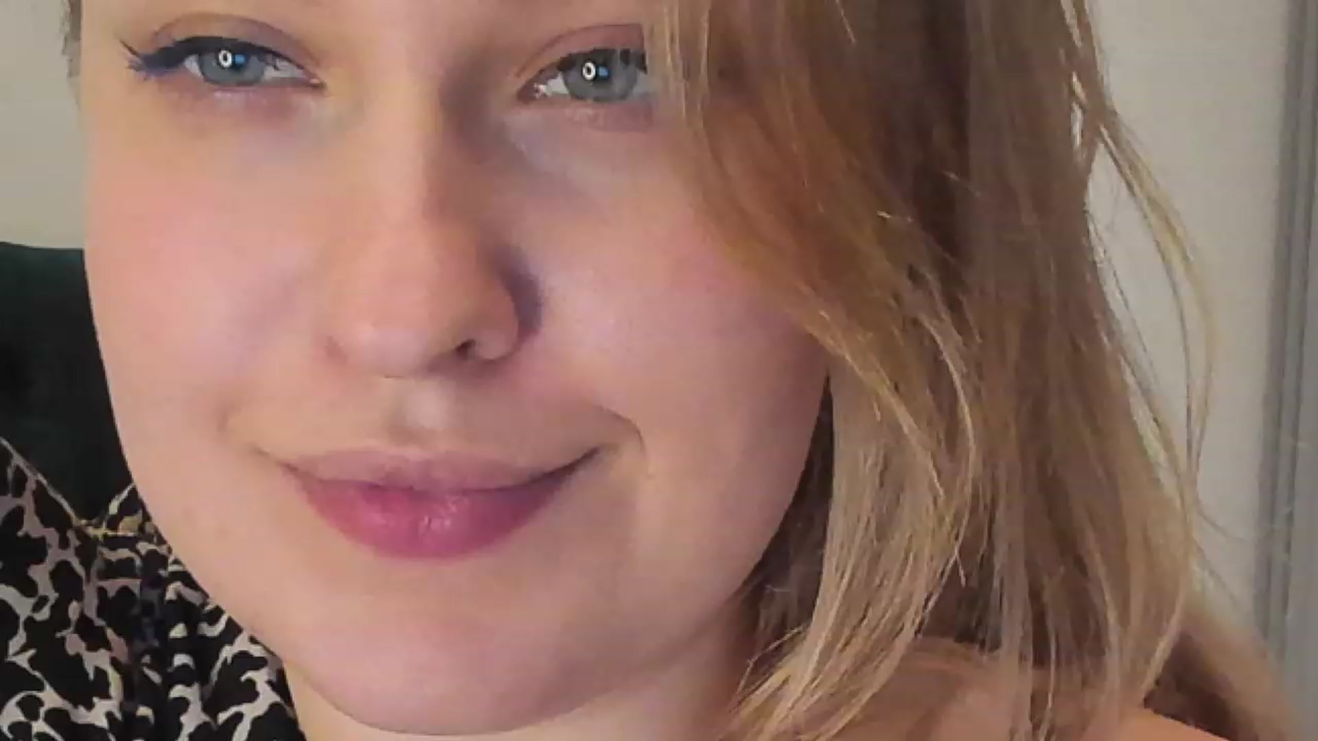 Gallery image thumbnail from SensualAdict's myfreecams stream on, 12/27/2022, 19:27 image 13 of 20