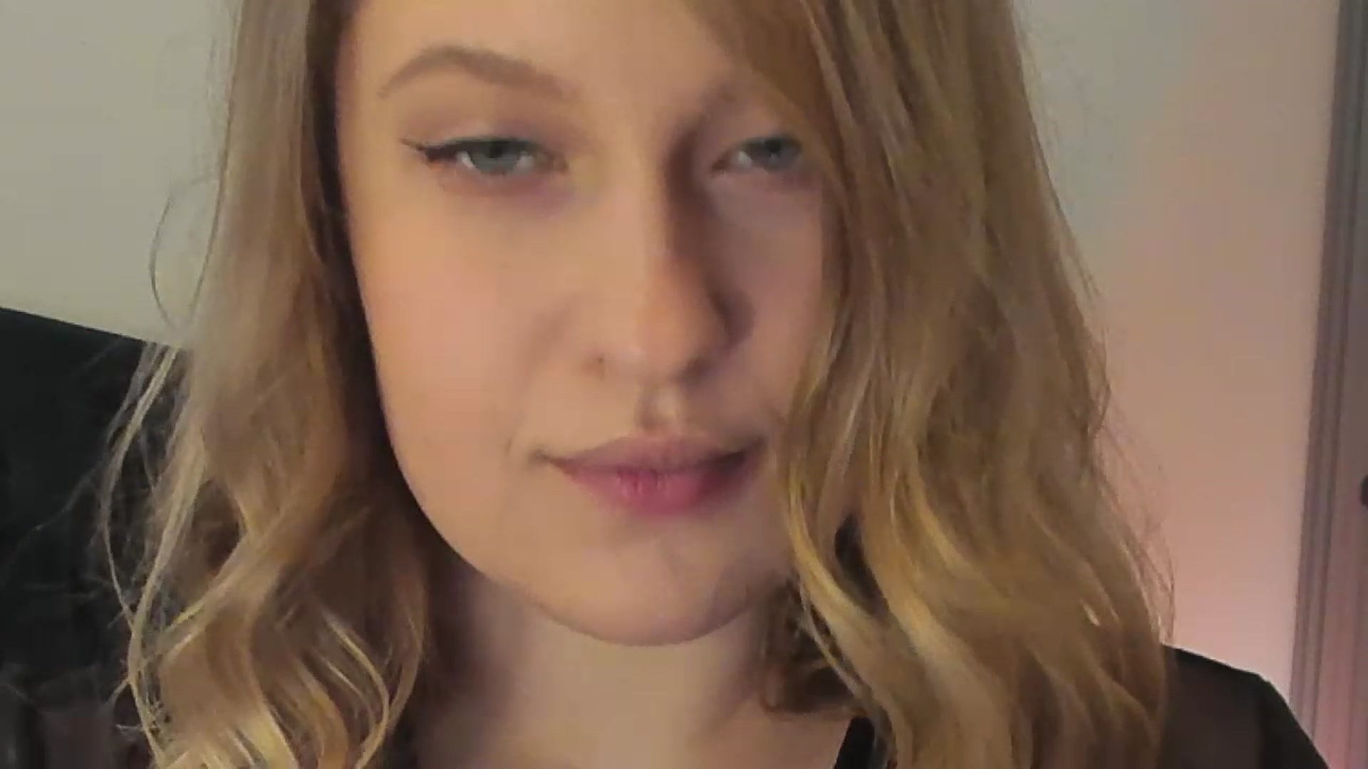 Gallery image thumbnail from SensualAdict's myfreecams stream on, 12/28/2022, 14:06 image 13 of 20