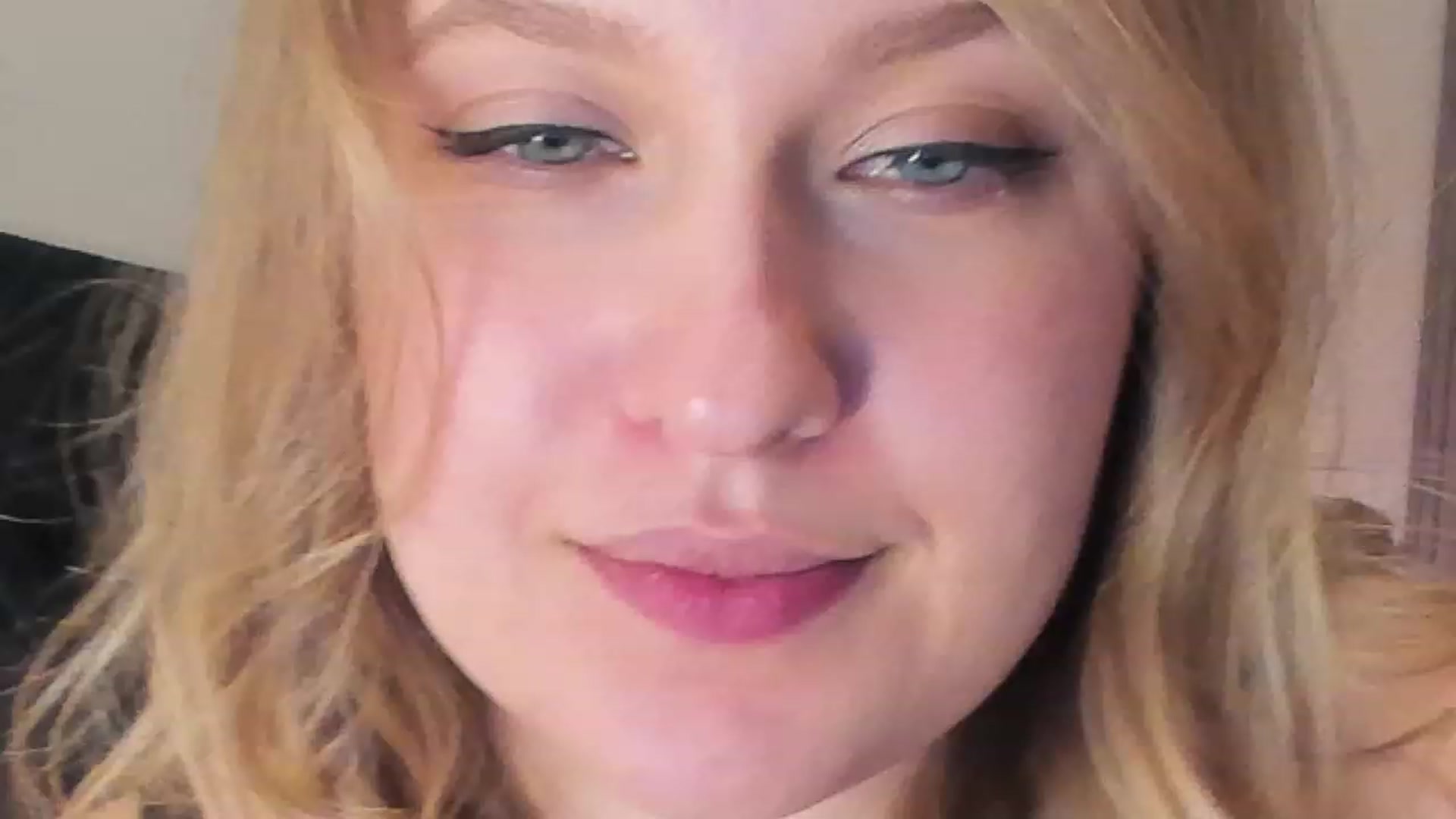 Gallery image thumbnail from SensualAdict's myfreecams stream on, 12/28/2022, 18:30 image 8 of 20