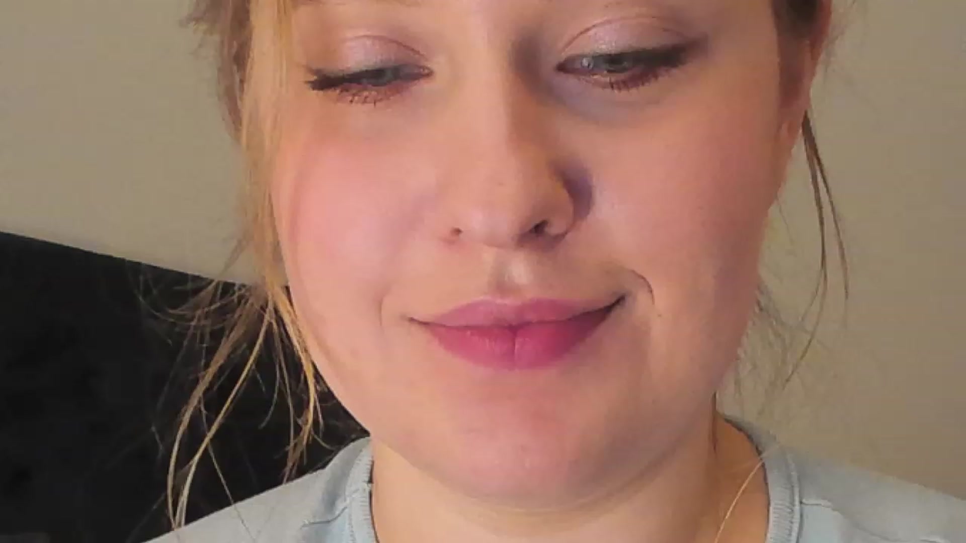 Gallery image thumbnail from SensualAdict's myfreecams stream on, 12/29/2022, 16:08 image 12 of 20