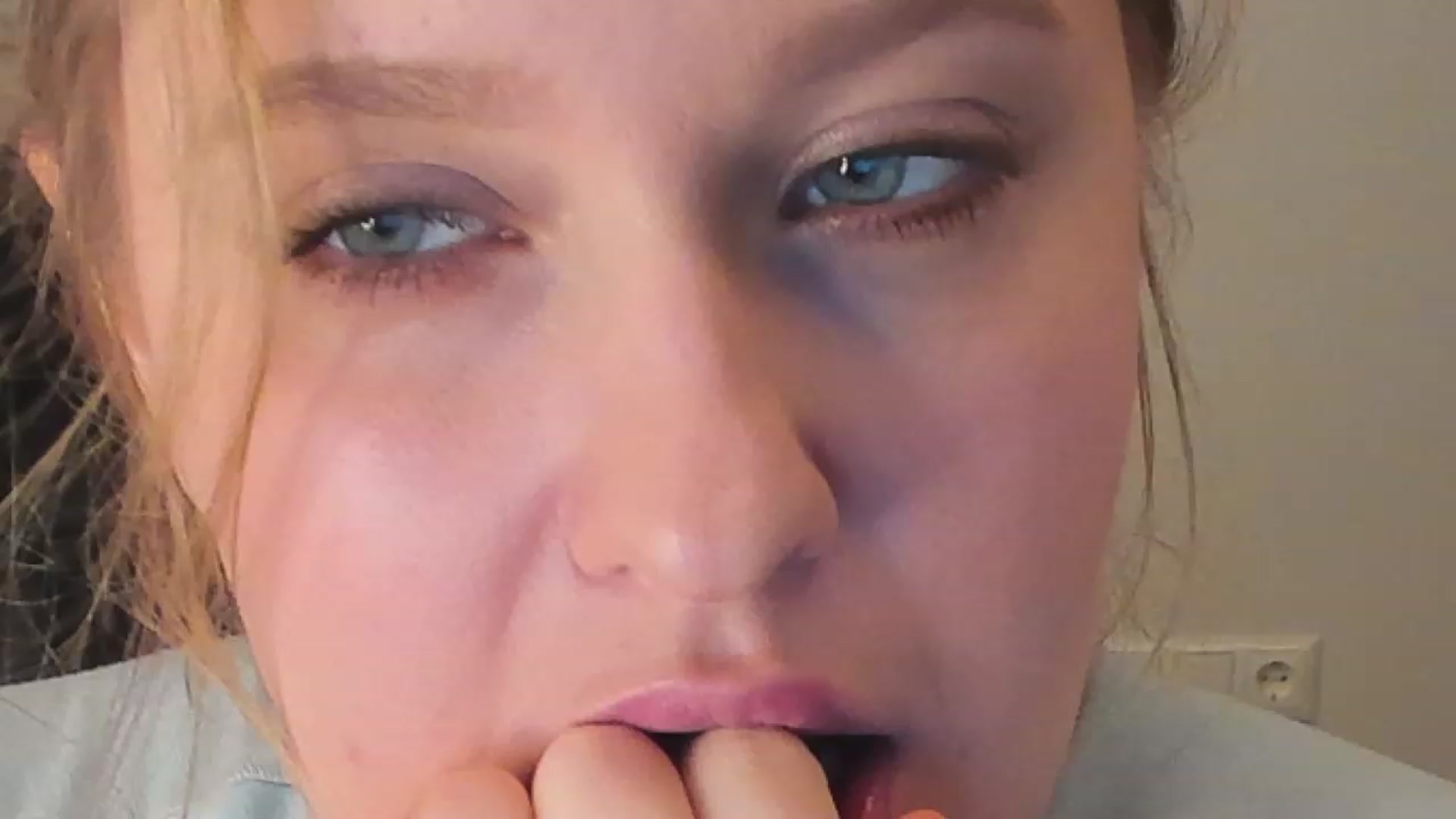 Gallery image thumbnail from SensualAdict's myfreecams stream on, 12/29/2022, 16:08 image 18 of 20