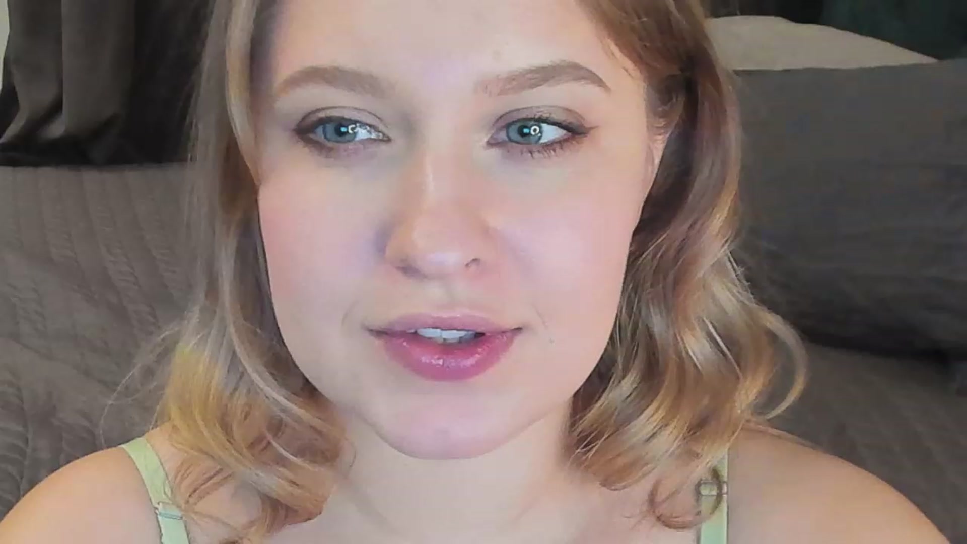 Gallery image thumbnail from SensualAdict's myfreecams stream on, 12/30/2022, 17:54 image 11 of 20