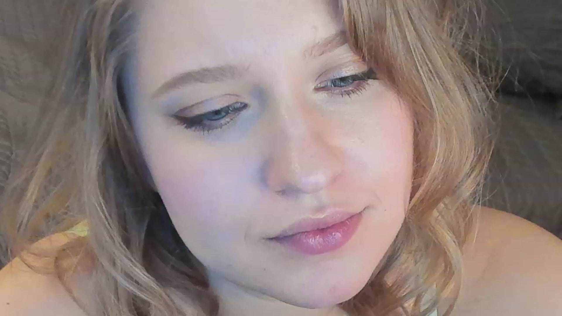 Gallery image thumbnail from SensualAdict's myfreecams stream on, 12/30/2022, 17:54 image 18 of 20