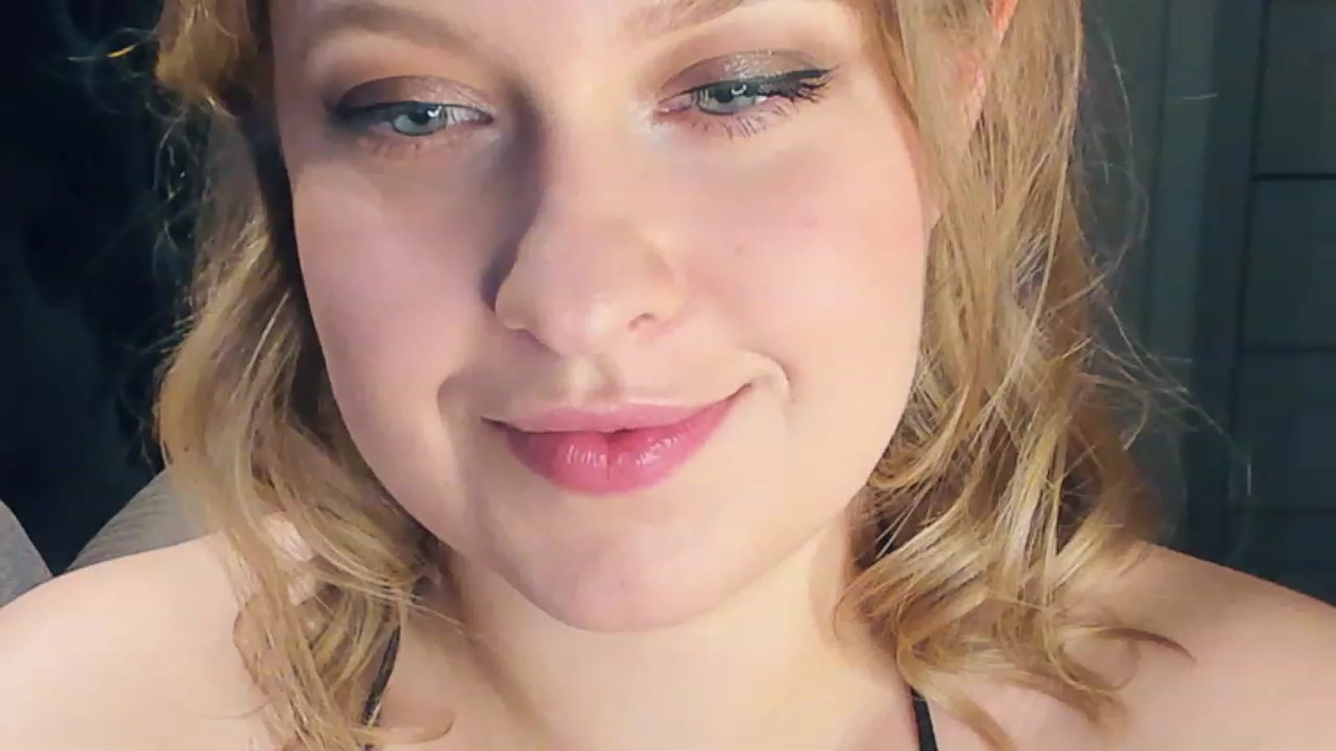 Gallery image thumbnail from SensualAdict's myfreecams stream on, 01/10/2023, 15:49 image 19 of 20