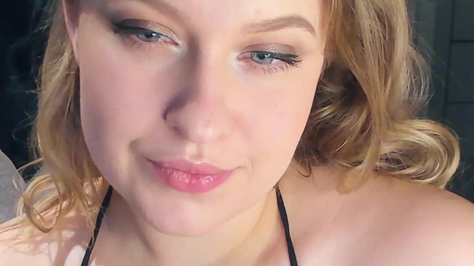 Gallery image thumbnail from SensualAdict's myfreecams stream on, 01/10/2023, 15:49 image 16 of 20