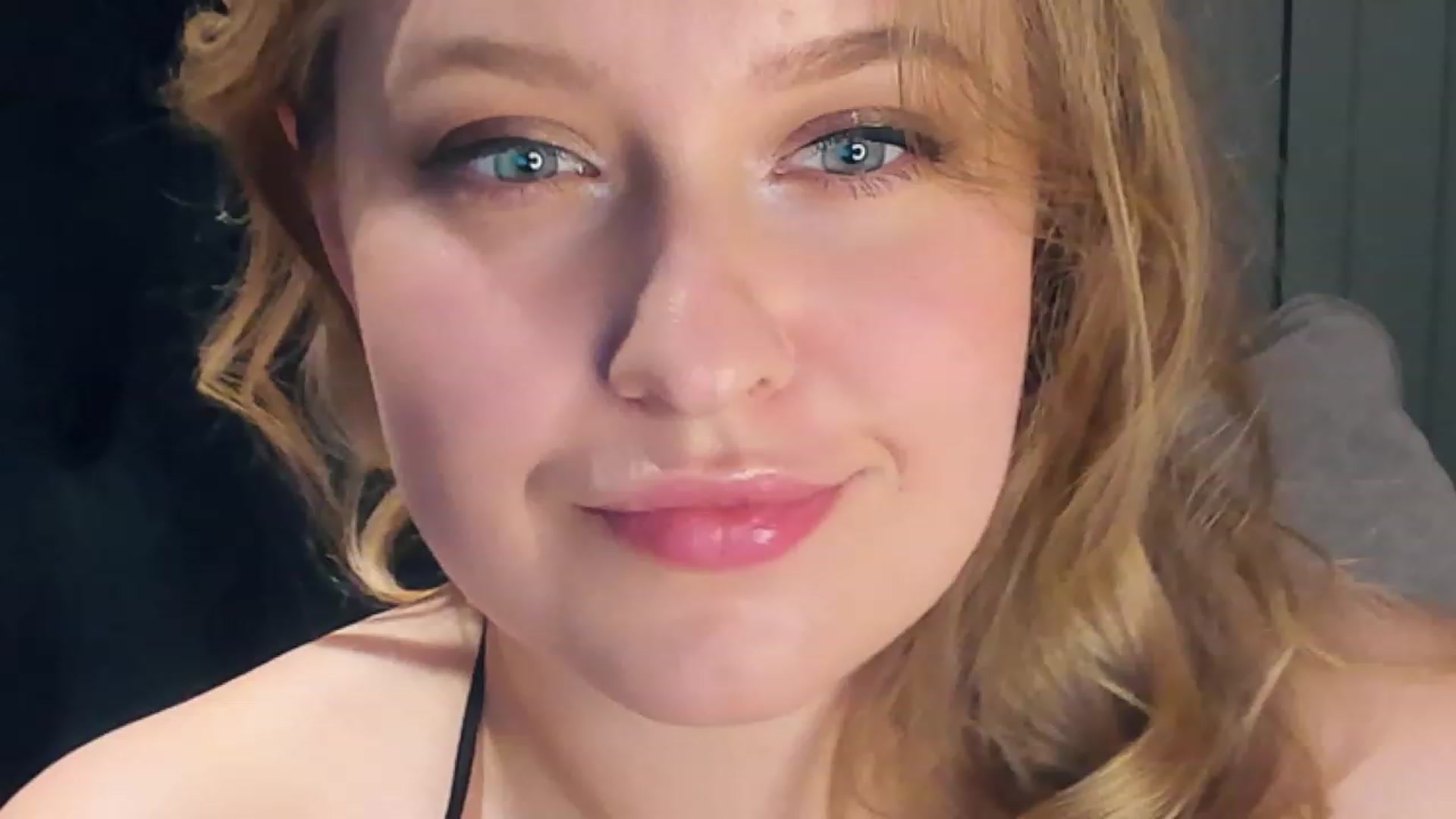 Gallery image thumbnail from SensualAdict's myfreecams stream on, 01/10/2023, 16:24 image 19 of 20