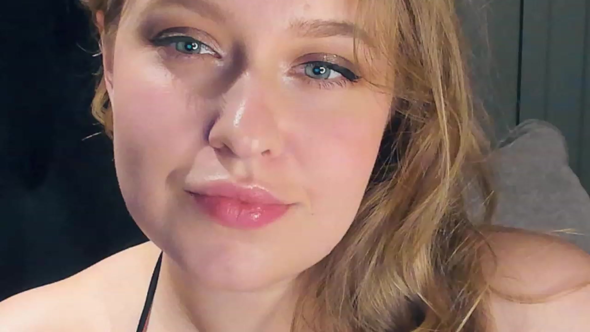 Gallery image thumbnail from SensualAdict's myfreecams stream on, 01/10/2023, 16:24 image 18 of 20