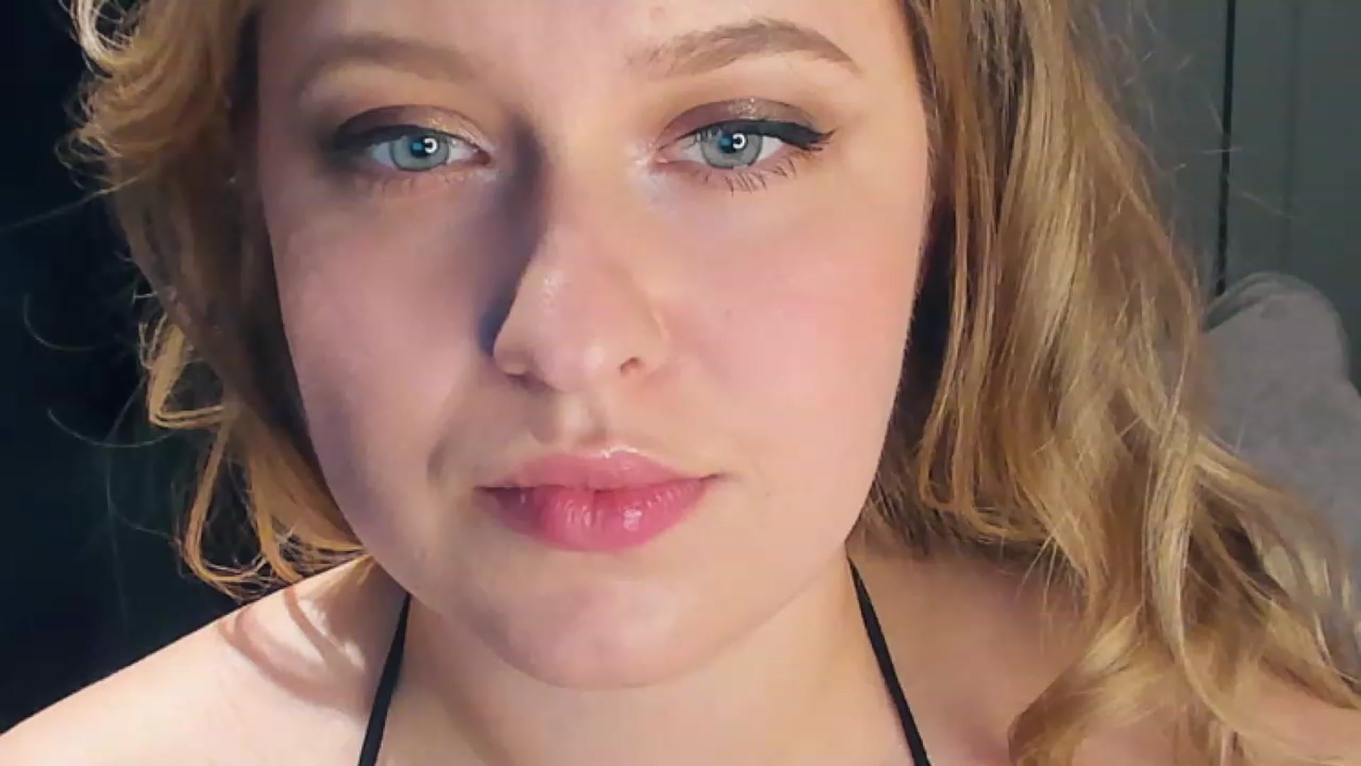 Gallery image thumbnail from SensualAdict's myfreecams stream on, 01/10/2023, 17:06 image 2 of 20