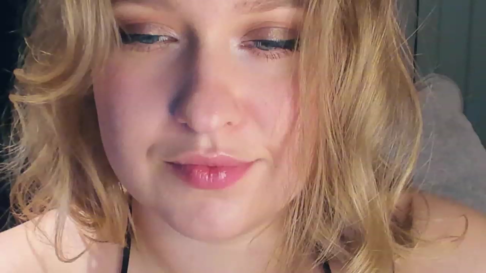 Gallery image thumbnail from SensualAdict's myfreecams stream on, 01/10/2023, 17:06 image 10 of 20
