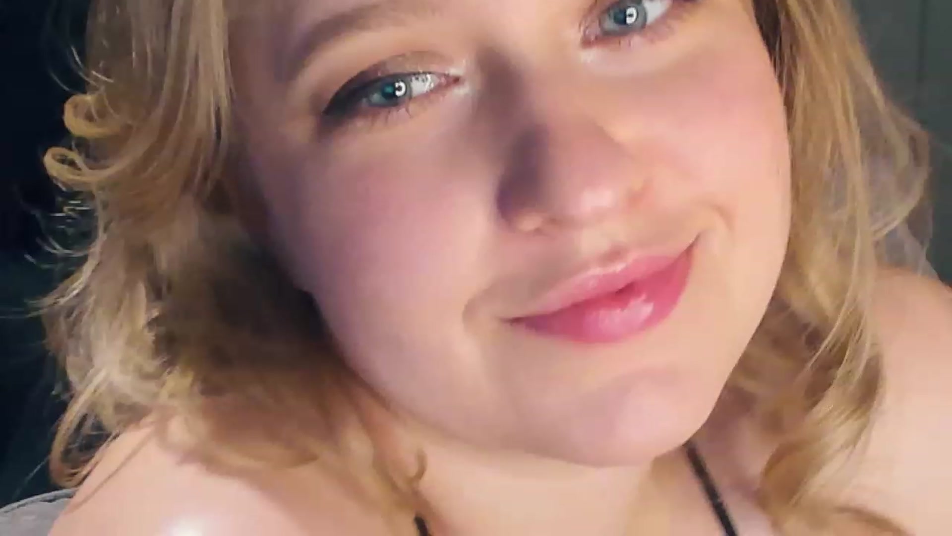 Gallery image thumbnail from SensualAdict's myfreecams stream on, 01/10/2023, 17:06 image 9 of 20