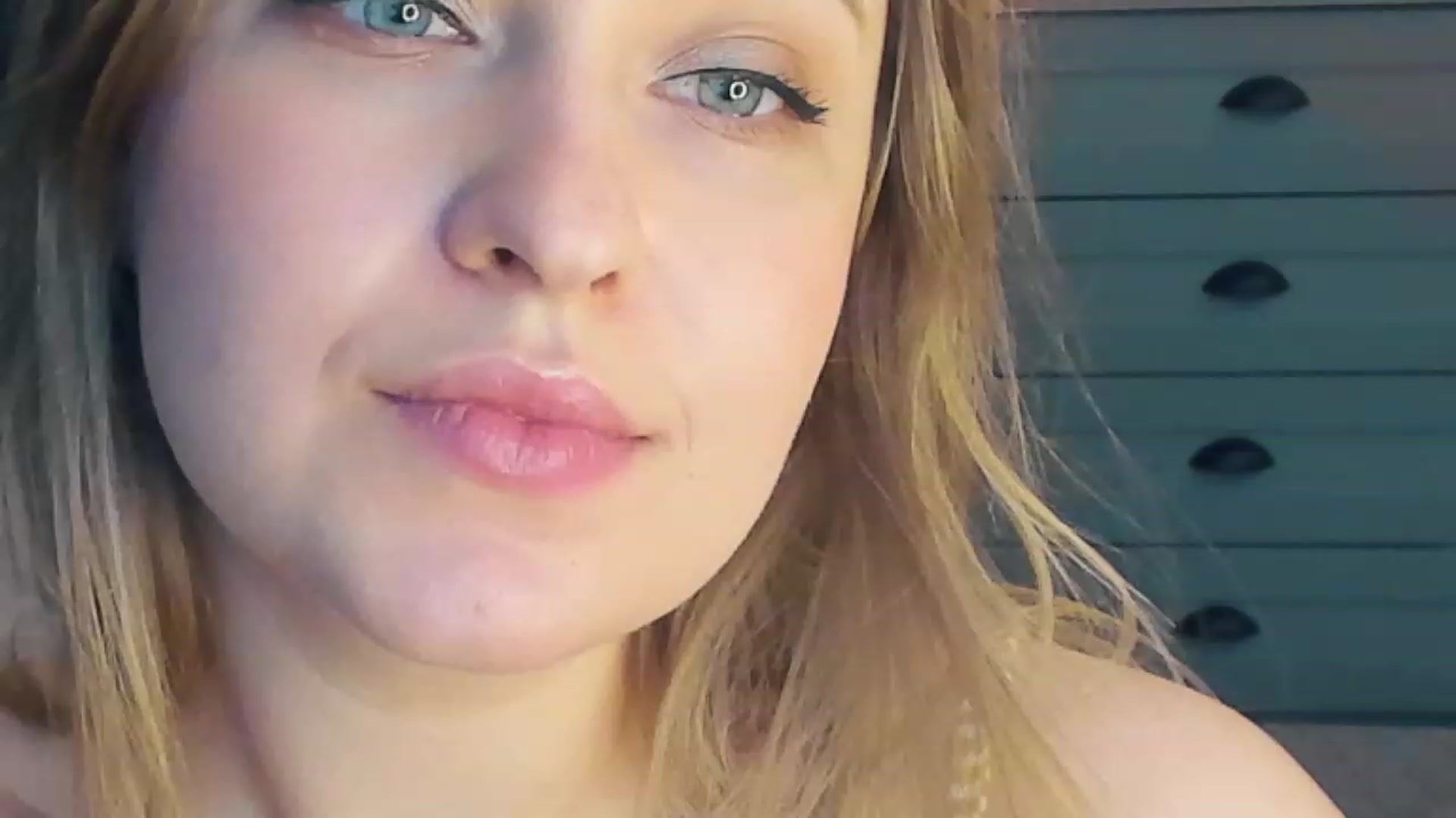 Gallery image thumbnail from SensualAdict's myfreecams stream on, 01/12/2023, 13:50 image 16 of 20