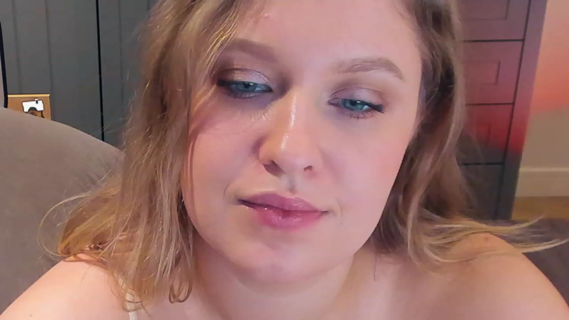 Gallery image thumbnail from SensualAdict's myfreecams stream on, 01/15/2023, 16:25 image 9 of 20