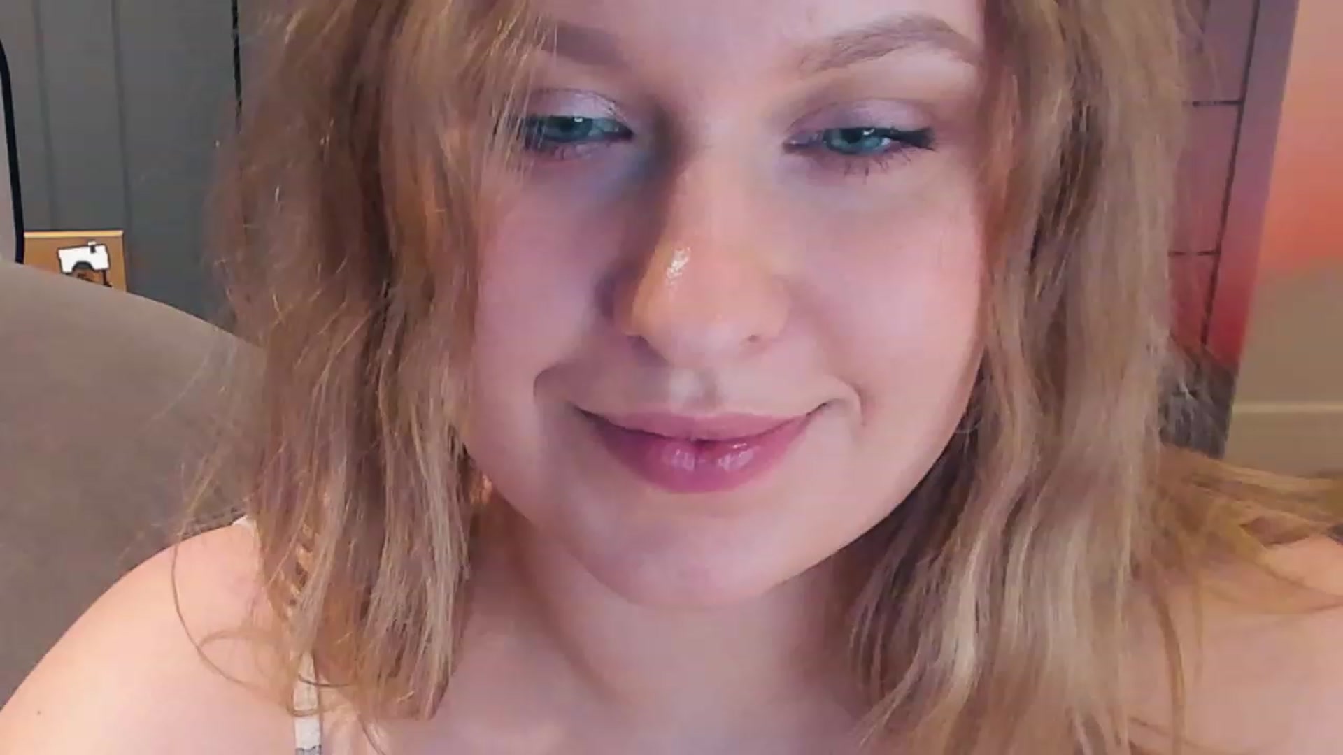 Gallery image thumbnail from SensualAdict's myfreecams stream on, 01/15/2023, 16:25 image 13 of 20