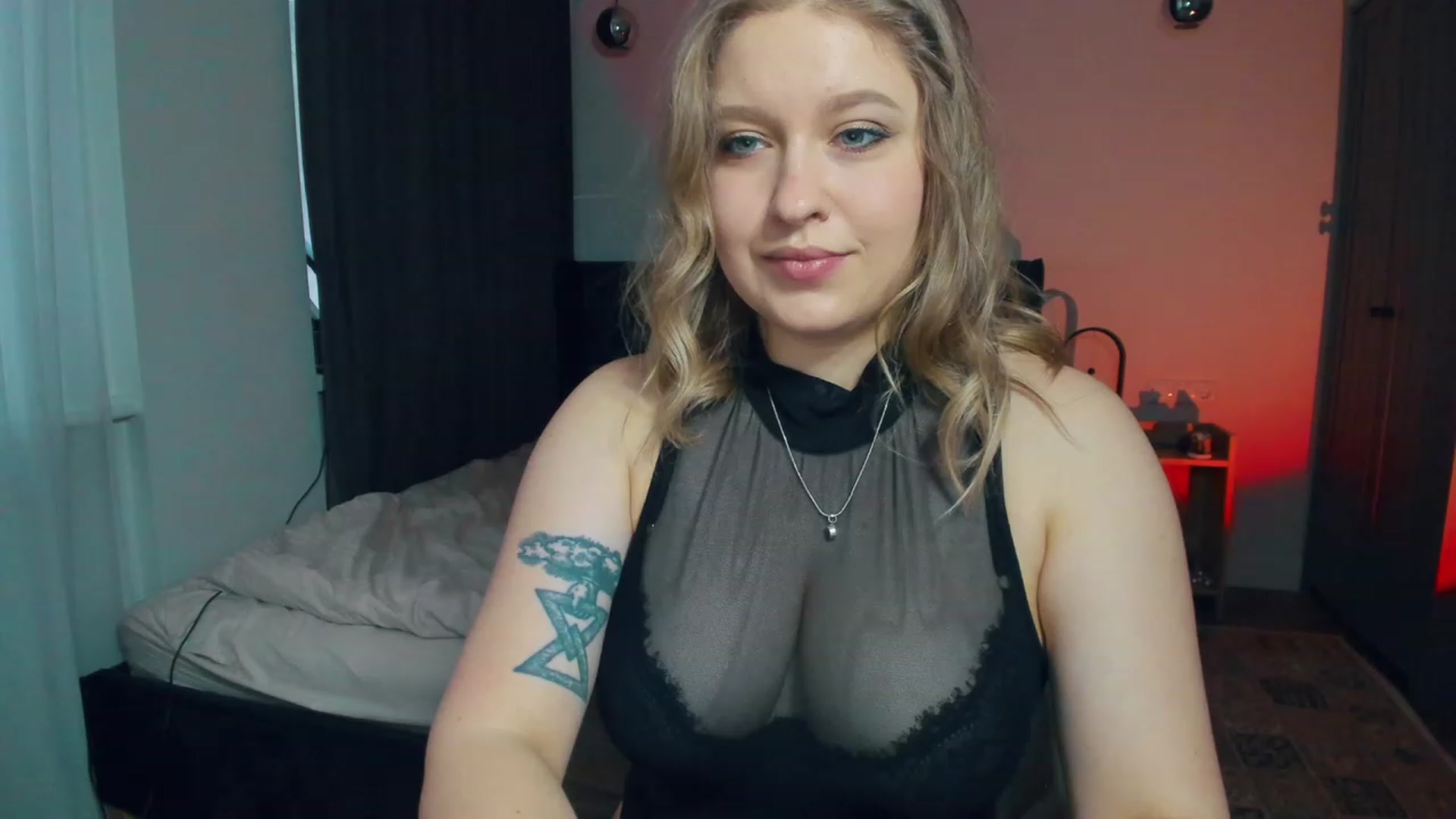 Gallery image thumbnail from SensualAdict's myfreecams stream on, 01/18/2023, 14:02 image 2 of 20