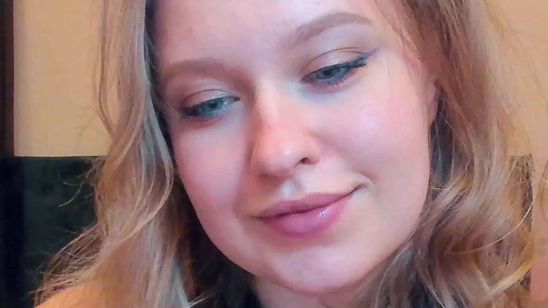 Gallery image thumbnail from SensualAdict's myfreecams stream on, 01/18/2023, 18:49 image 2 of 20