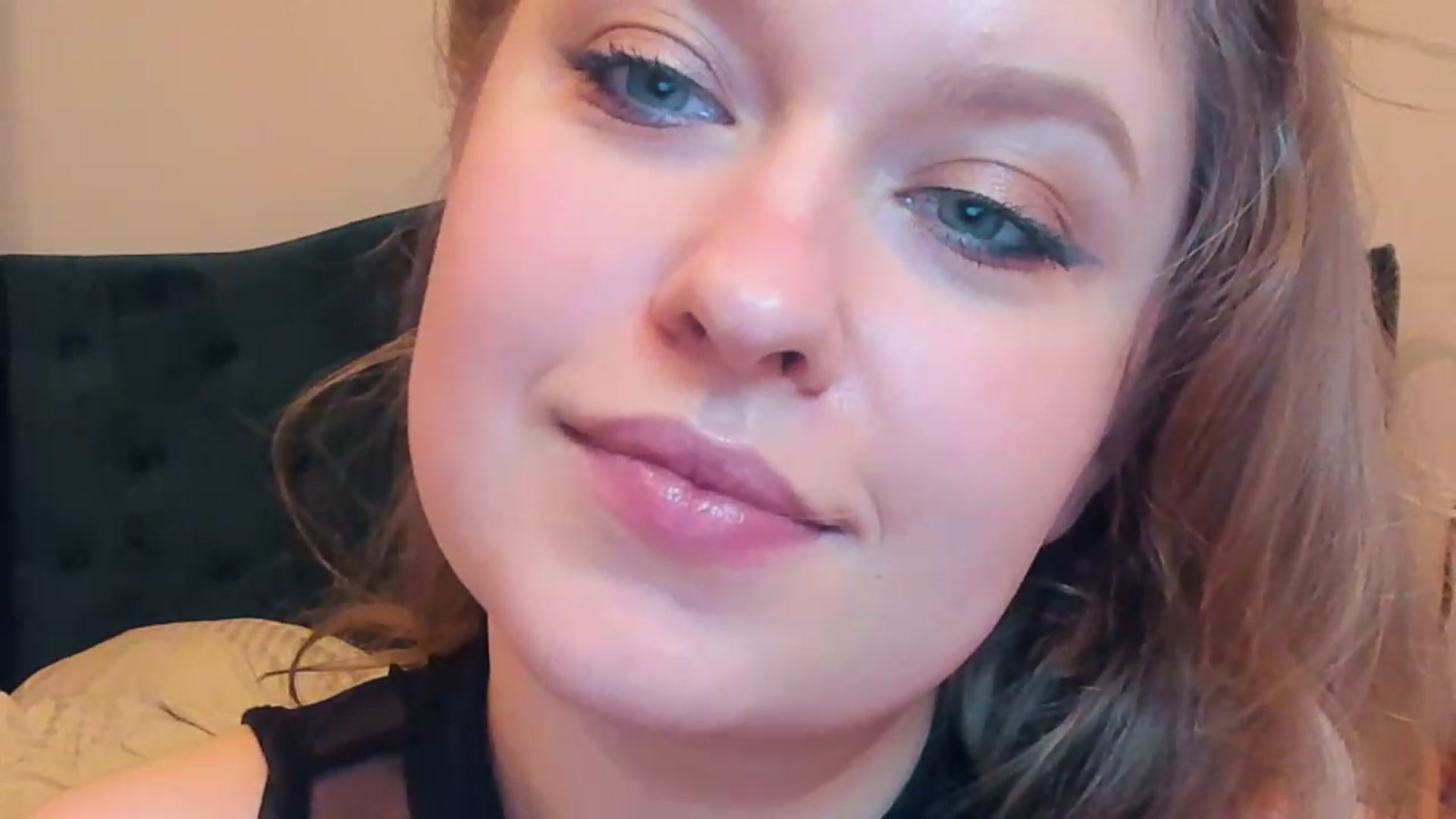 Gallery image thumbnail from SensualAdict's myfreecams stream on, 01/18/2023, 18:49 image 18 of 20