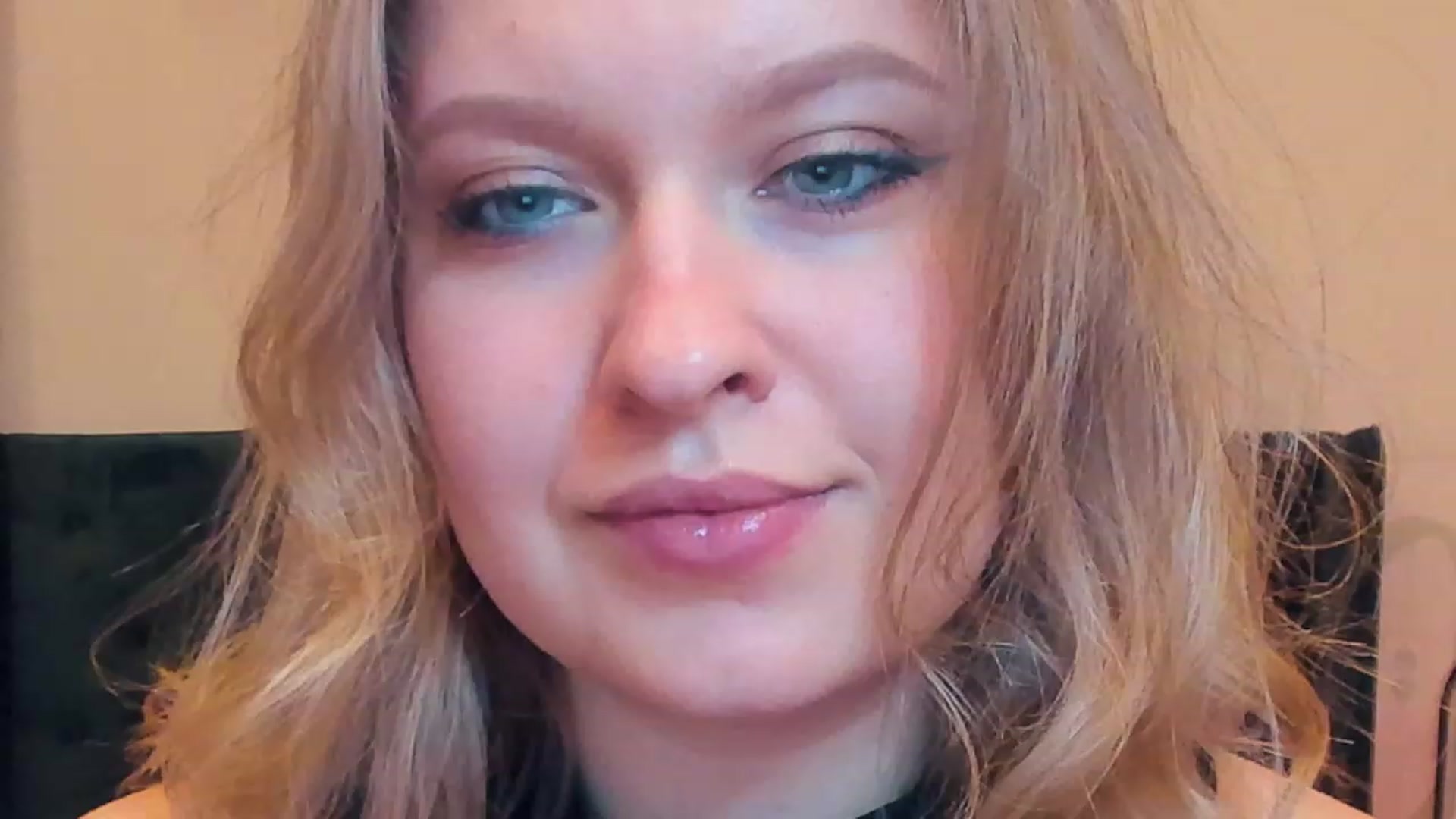 Gallery image thumbnail from SensualAdict's myfreecams stream on, 01/18/2023, 18:49 image 6 of 20
