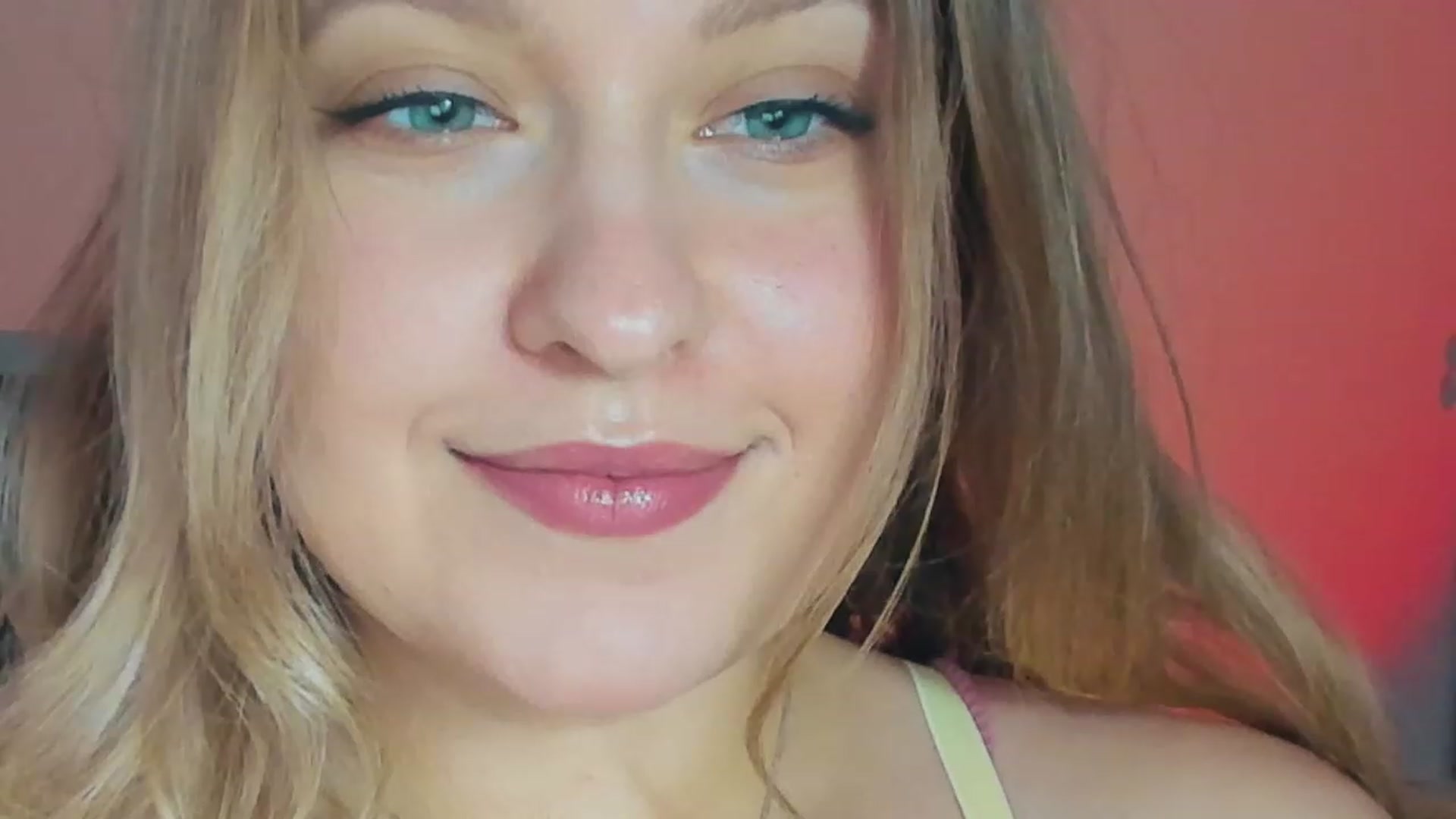 Gallery image thumbnail from SensualAdict's myfreecams stream on, 01/19/2023, 13:54 image 10 of 20