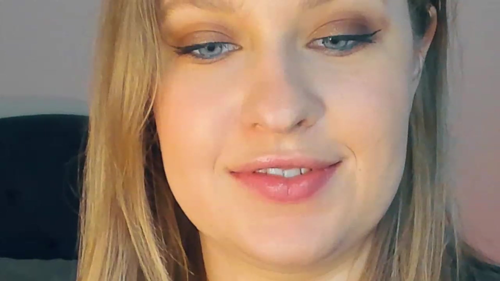 Gallery image thumbnail from SensualAdict's myfreecams stream on, 01/21/2023, 13:31 image 19 of 20