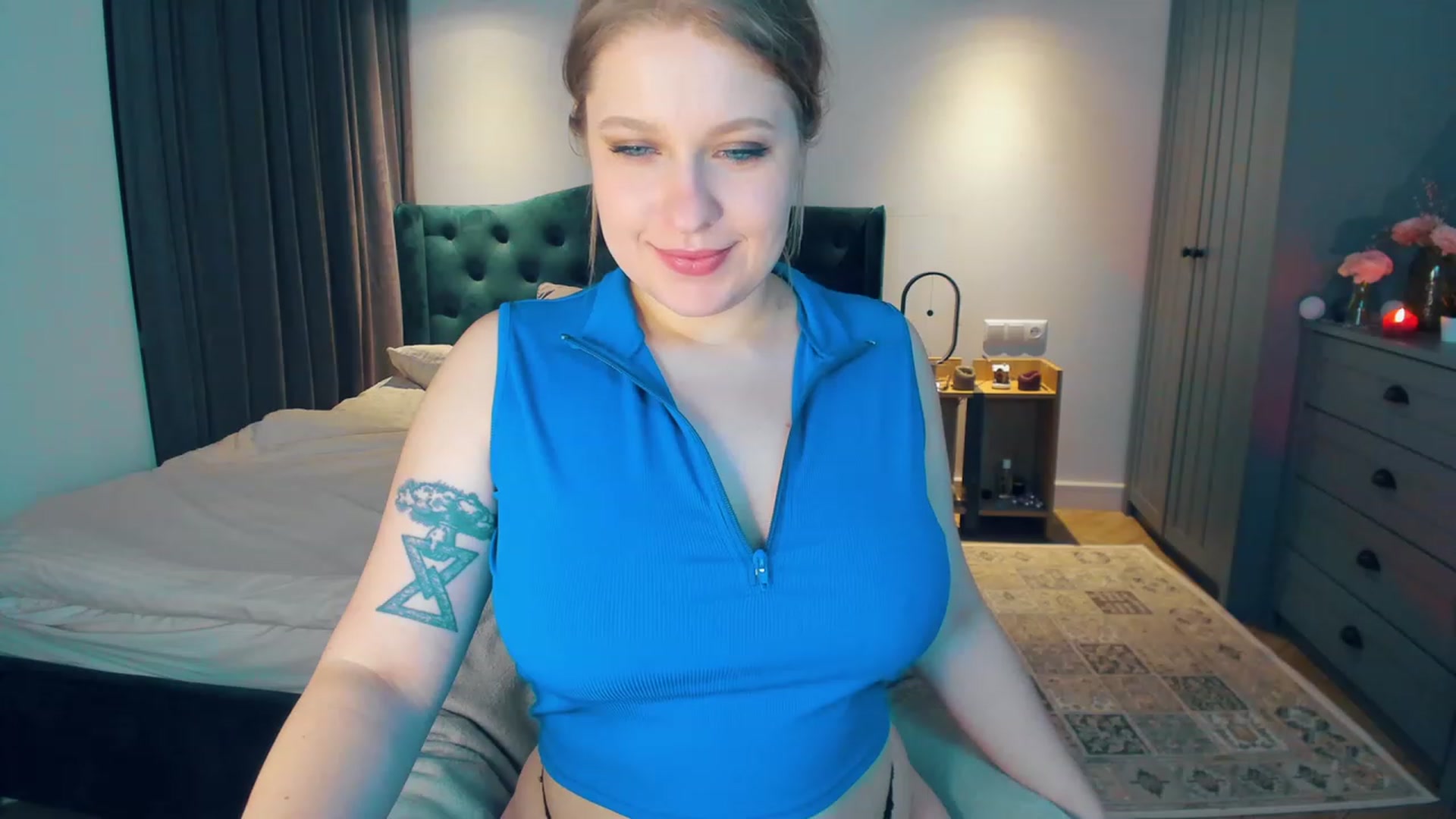 Gallery image thumbnail from SensualAdict's myfreecams stream on, 01/21/2023, 17:18 image 8 of 20