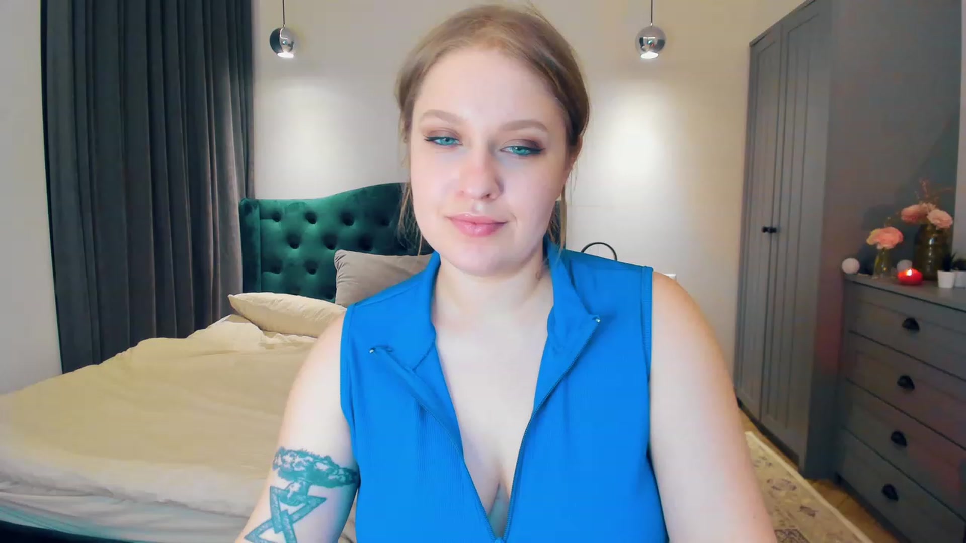 Gallery image thumbnail from SensualAdict's myfreecams stream on, 01/21/2023, 18:16 image 1 of 20