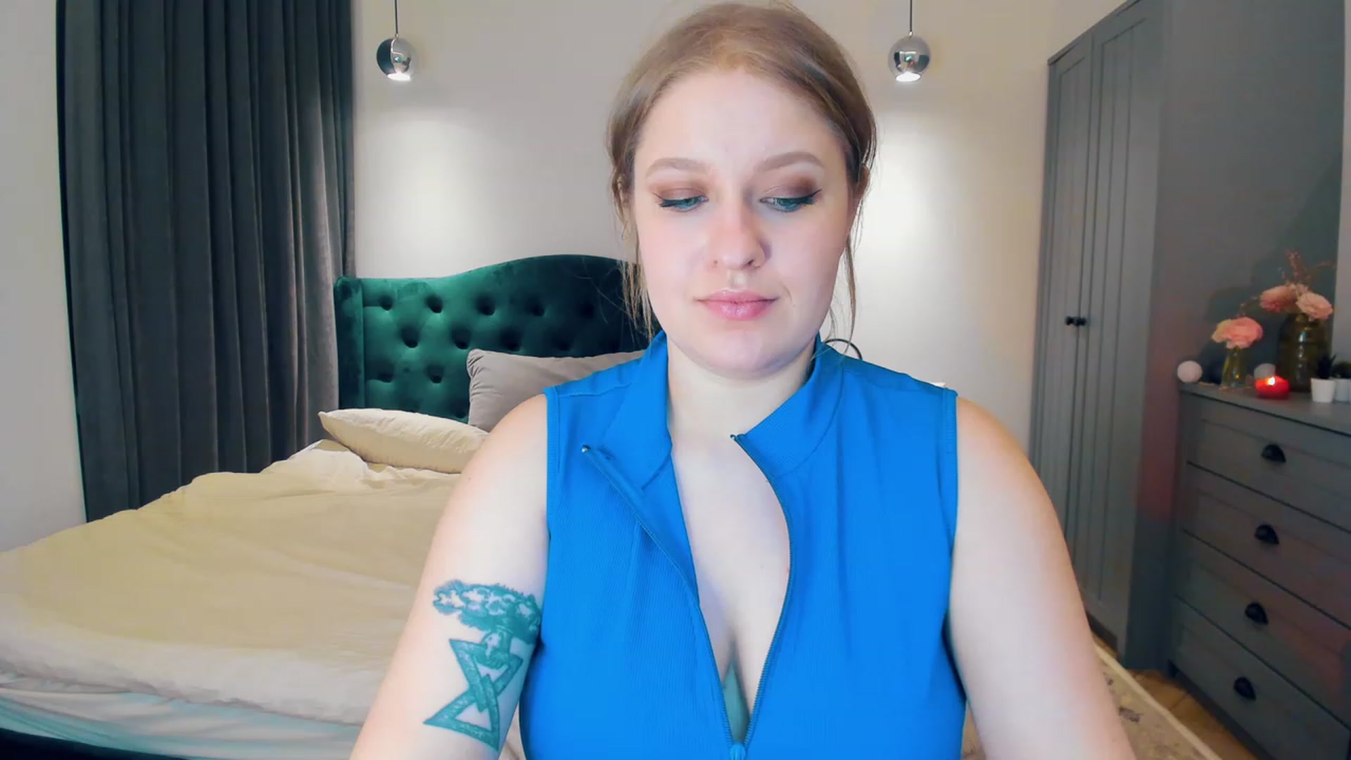 Gallery image thumbnail from SensualAdict's myfreecams stream on, 01/21/2023, 18:16 image 9 of 20