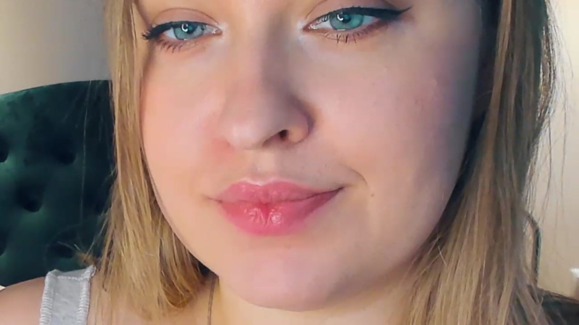 Gallery image thumbnail from SensualAdict's myfreecams stream on, 01/25/2023, 16:49 image 13 of 20