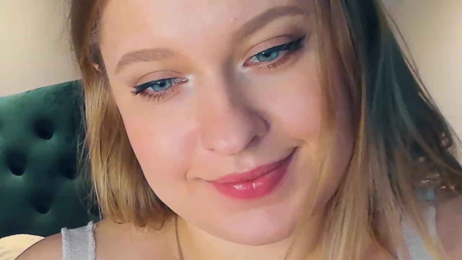 Gallery image thumbnail from SensualAdict's myfreecams stream on, 01/25/2023, 16:49 image 6 of 20
