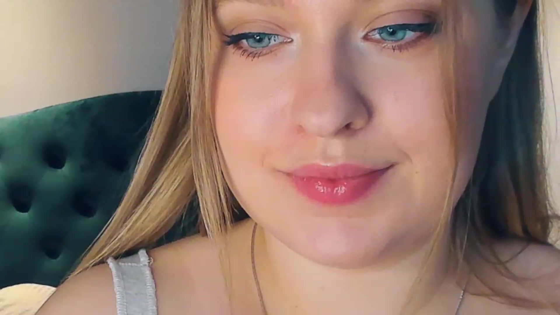 Gallery image thumbnail from SensualAdict's myfreecams stream on, 01/25/2023, 16:49 image 3 of 20